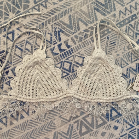 🌟Free People Cora Crochet Bralette🌟 - Picture 4 of 8